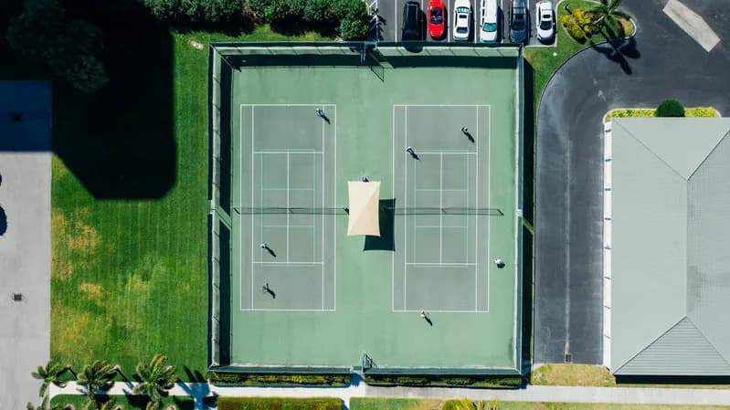 Tennis and pickleball courts at Sunset Ridge